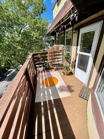 201 Rawson Rd 3, Brookline, MA 02445