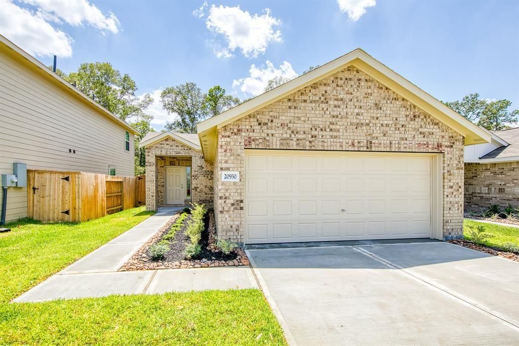 20930 Zuccala Drive, New Caney, TX 77357