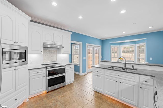 100 Farm Terrace Court, Easley, SC 29642