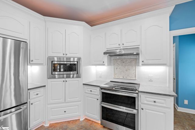 100 Farm Terrace Court, Easley, SC 29642