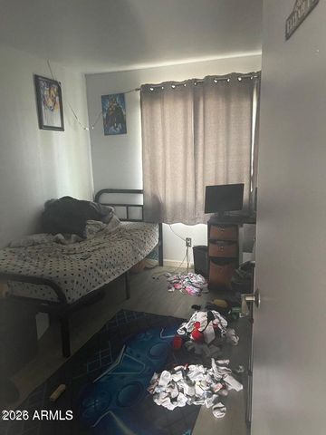 4834 W ROSE Lane, Glendale, AZ 85301