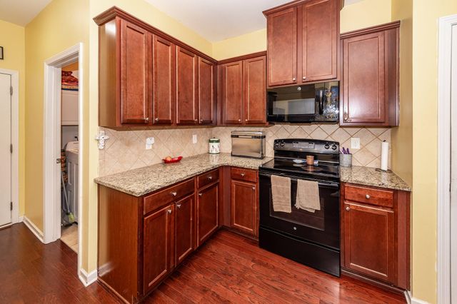 138 Longford Drive, Summerville, SC 29483