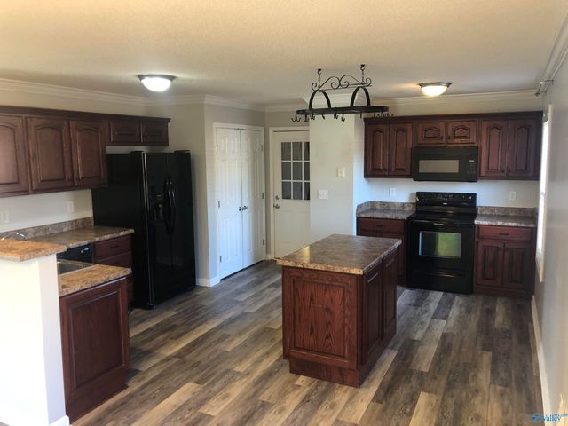 243 Chestnut Oak Circle, Owens Cross Roads, AL 35763