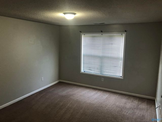 243 Chestnut Oak Circle, Owens Cross Roads, AL 35763