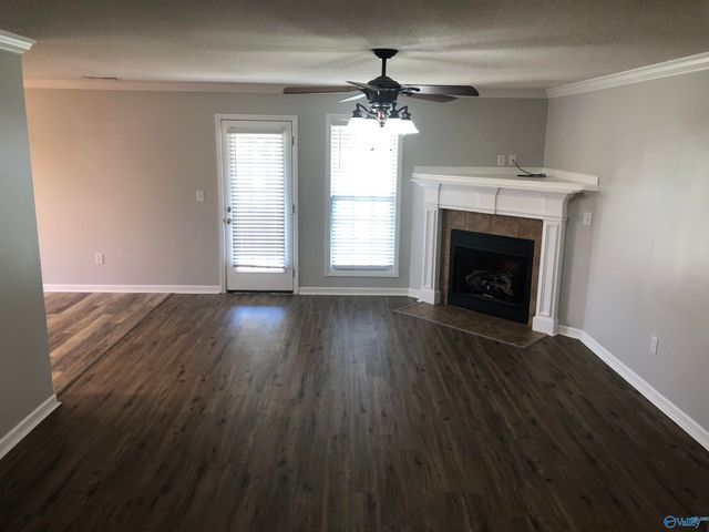 243 Chestnut Oak Circle, Owens Cross Roads, AL 35763