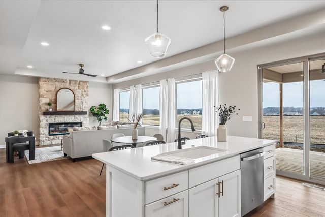 1201 Timber Trail, Solon, IA 52333