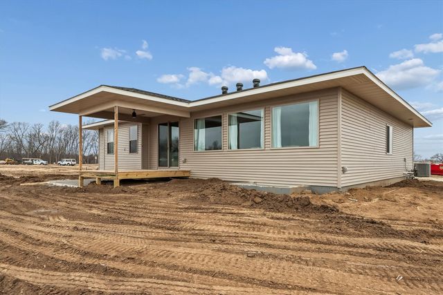 1201 Timber Trail, Solon, IA 52333