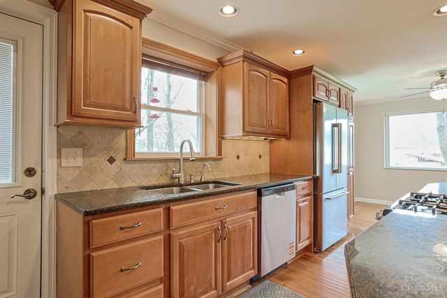 12 Gumbert Drive, Amelia, OH 45102