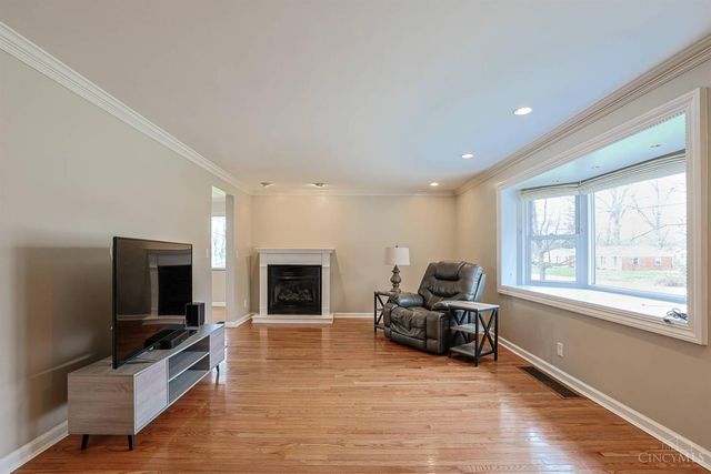 12 Gumbert Drive, Amelia, OH 45102