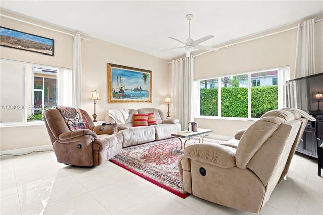 1081 Allamanda Way, Weston, FL 33327