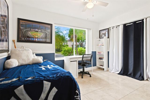1081 Allamanda Way, Weston, FL 33327