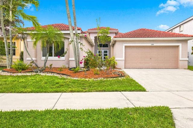 1081 Allamanda Way, Weston, FL 33327