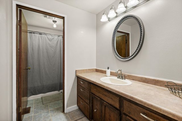 2110 S Conklin Rd, Spokane Valley, WA 99037