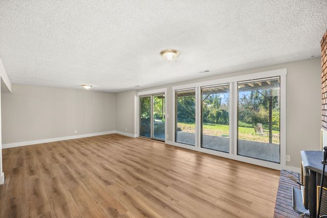 2110 S Conklin Rd, Spokane Valley, WA 99037