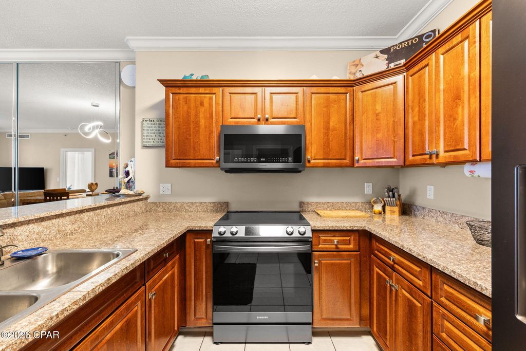 Image 18 of property listing at 10519 Front Beach Road 1602B, Panama City Beach, FL 32407