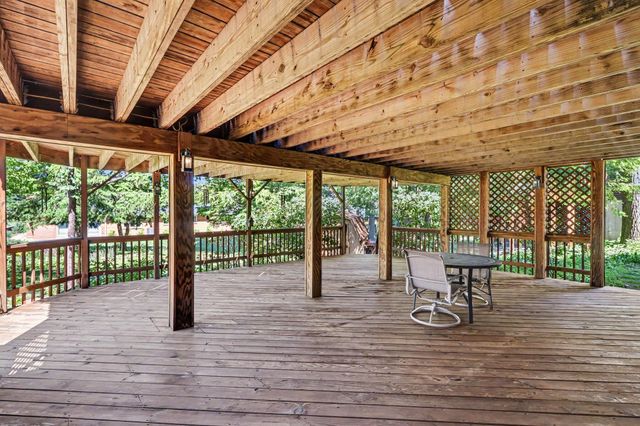 7626 Hampton Oaks Drive, Portage, MI 49024