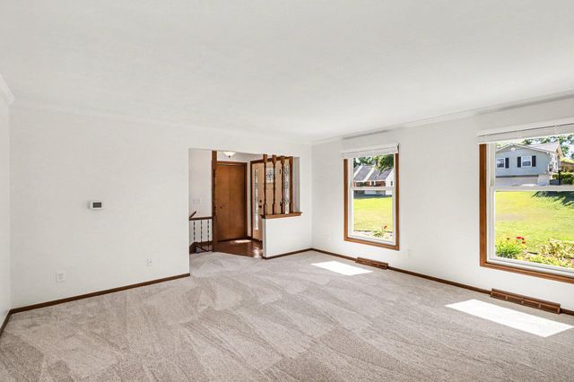 7626 Hampton Oaks Drive, Portage, MI 49024