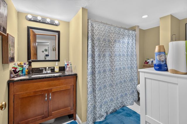 445 Walnut Ave, Boston, MA 02130