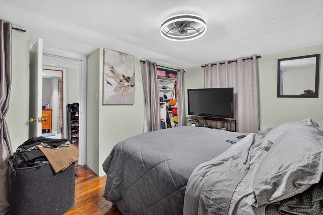 445 Walnut Ave, Boston, MA 02130