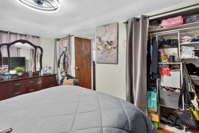 445 Walnut Ave, Boston, MA 02130