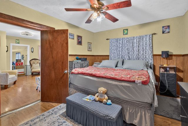 445 Walnut Ave, Boston, MA 02130