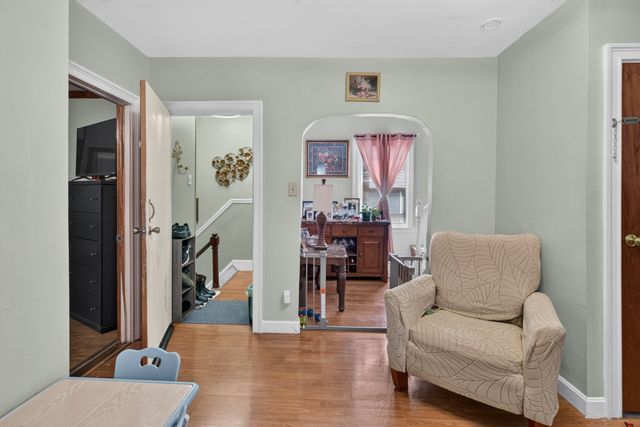 445 Walnut Ave, Boston, MA 02130