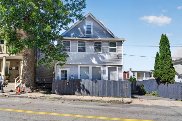 445 Walnut Ave, Boston, MA 02130