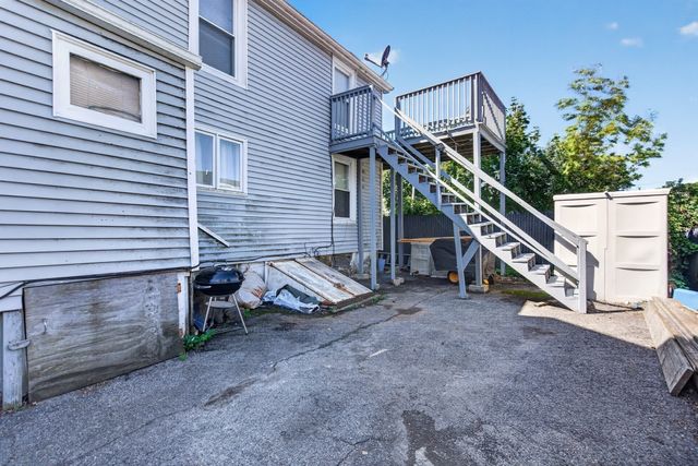 445 Walnut Ave, Boston, MA 02130