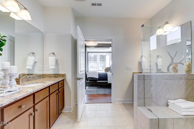 40 Ivy Ridge Way, Youngsville, NC 27596