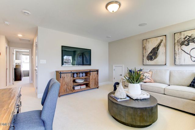 40 Ivy Ridge Way, Youngsville, NC 27596
