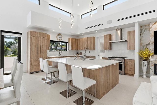 1801 N Lakeside Drive, Lake Worth Beach, FL 33460