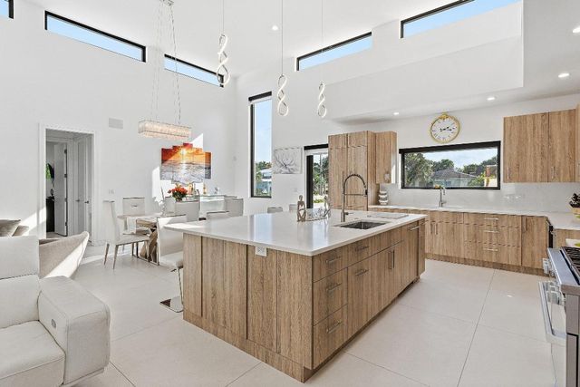 1801 N Lakeside Drive, Lake Worth Beach, FL 33460