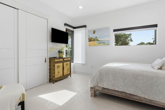 1801 N Lakeside Drive, Lake Worth Beach, FL 33460