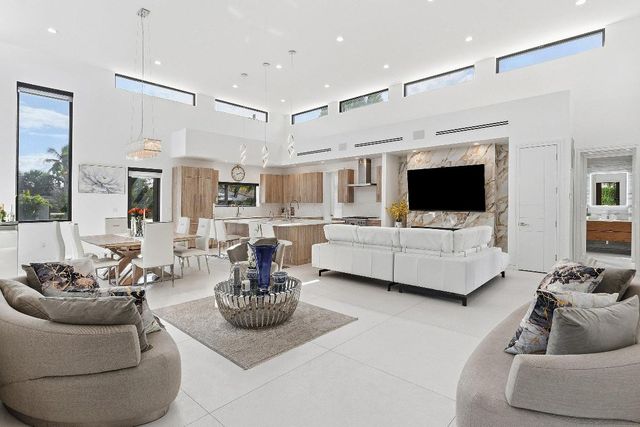 1801 N Lakeside Drive, Lake Worth Beach, FL 33460