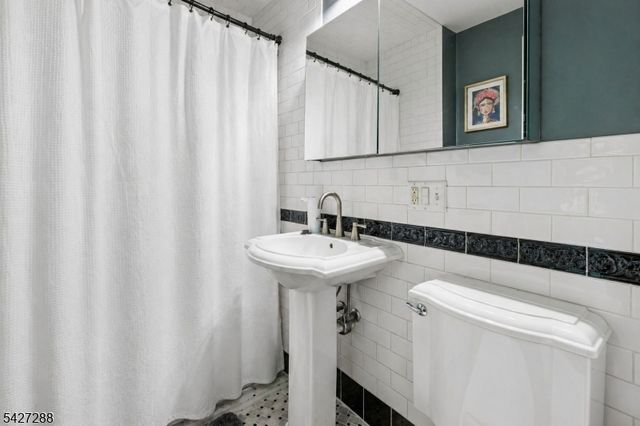 58 Plymouth Ave, Maplewood Twp., NJ 07040