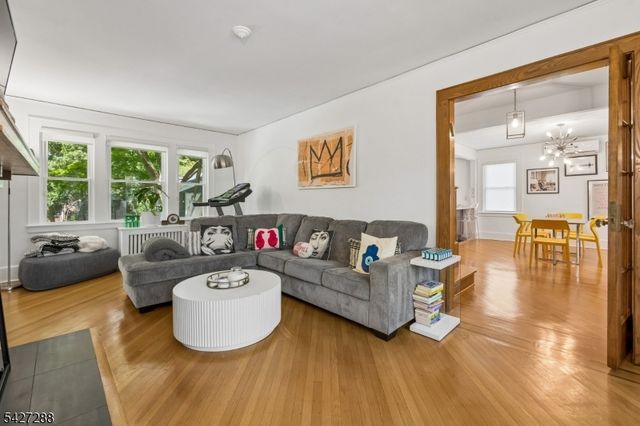 58 Plymouth Ave, Maplewood Twp., NJ 07040