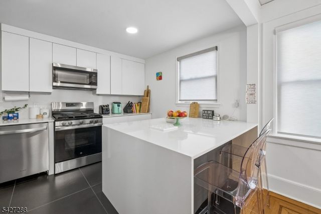 58 Plymouth Ave, Maplewood Twp., NJ 07040