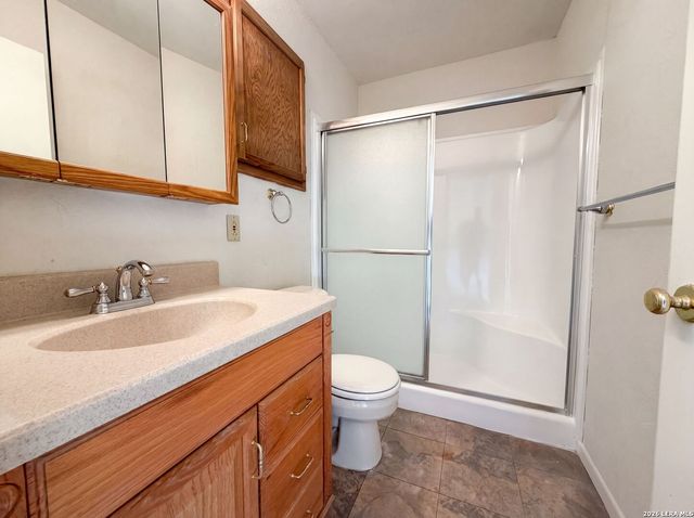 8023 SHADOW FRST, San Antonio, TX 78239
