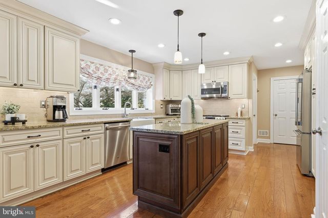 1476 BROOKFIELD RD, Yardley, PA 19067