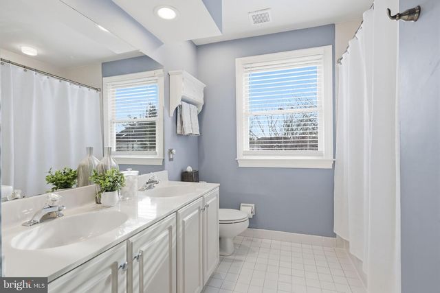 1476 BROOKFIELD RD, Yardley, PA 19067