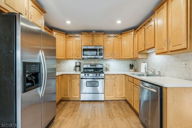 496 Rolling Hills Rd, Bridgewater Twp., NJ 08807
