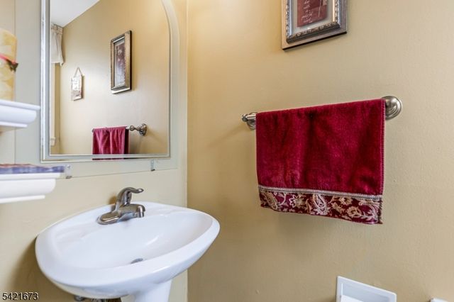496 Rolling Hills Rd, Bridgewater Twp., NJ 08807