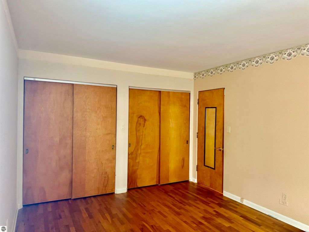 Image 35 of property listing at 445 Yale Avenue, Alma, MI 48801