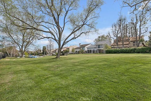 2362 Leeward Circle, Westlake Village, CA 91361