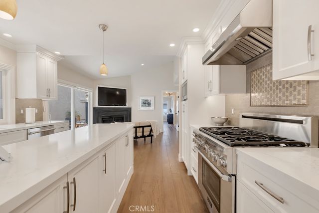 2362 Leeward Circle, Westlake Village, CA 91361