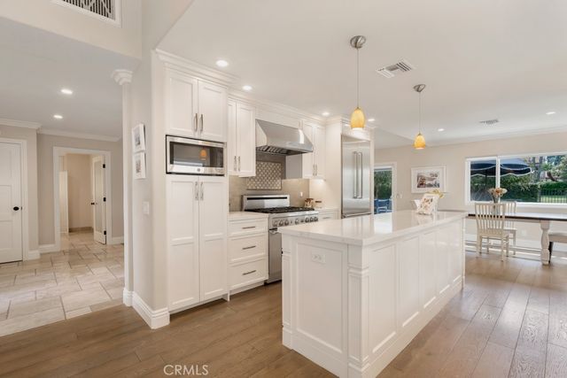 2362 Leeward Circle, Westlake Village, CA 91361