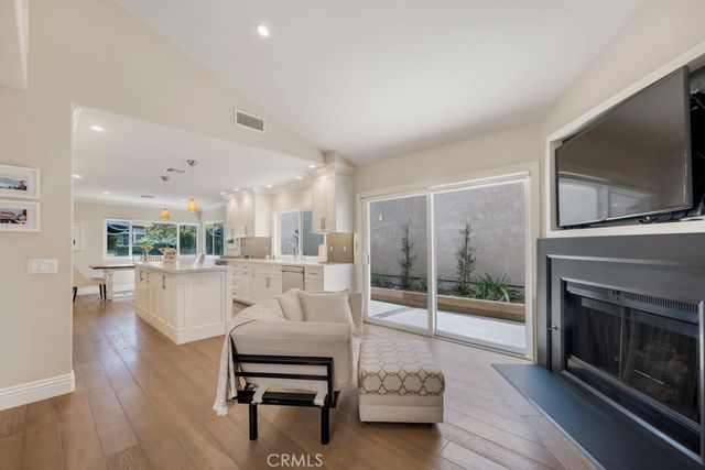 2362 Leeward Circle, Westlake Village, CA 91361