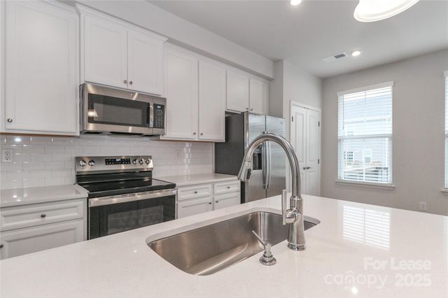 5038 Springarn Court, Charlotte, NC 28208