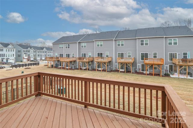 5038 Springarn Court, Charlotte, NC 28208