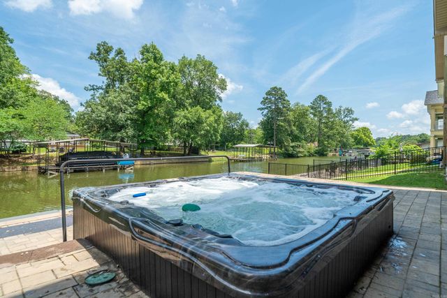 219 Long Beach Drive, Hot Springs, AR 71913